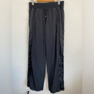 Lululemon Full Length Sweatpants Jogger Pant - Black - US 4